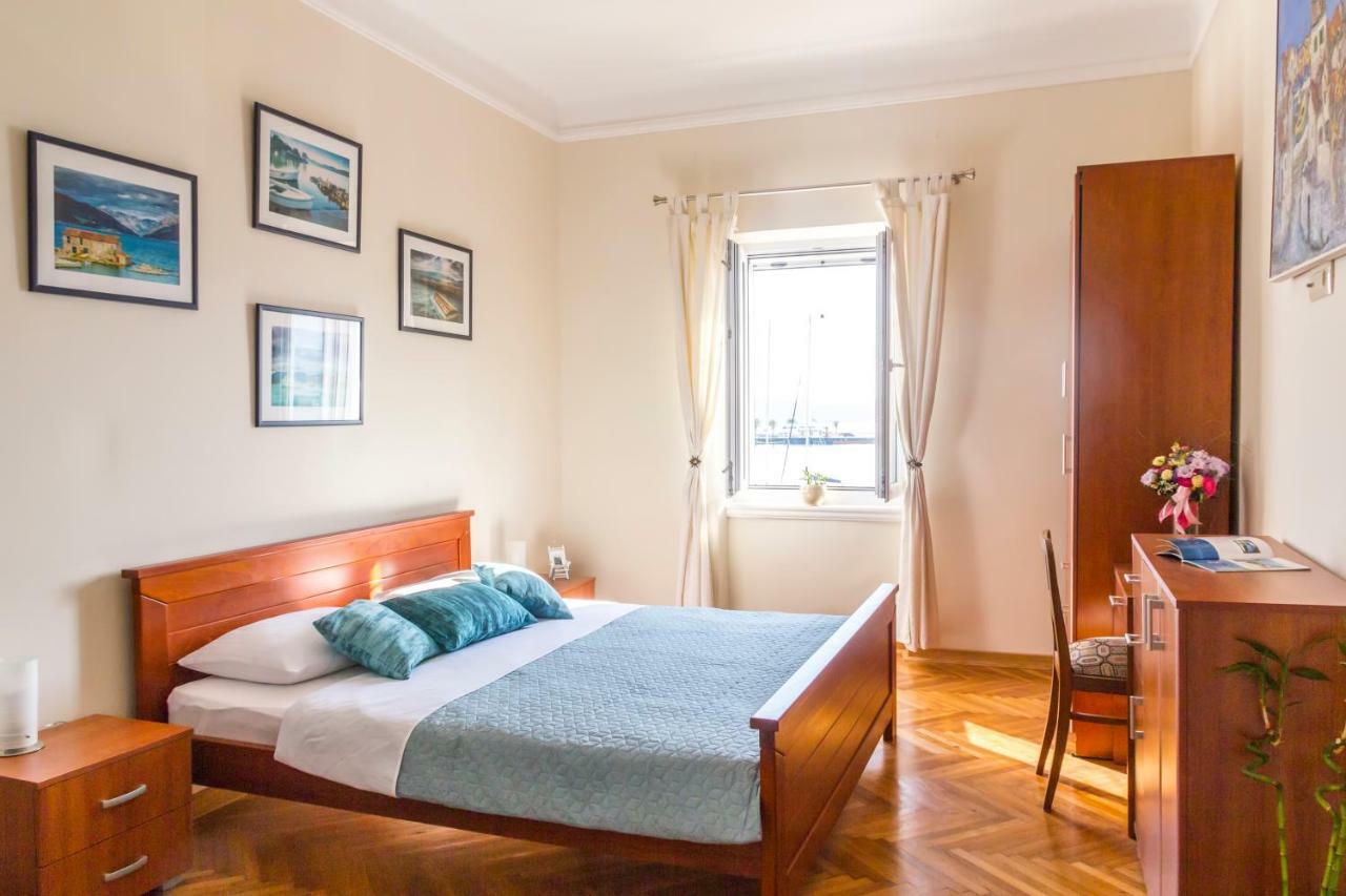 Apartman Natalia Tivat Exterior foto