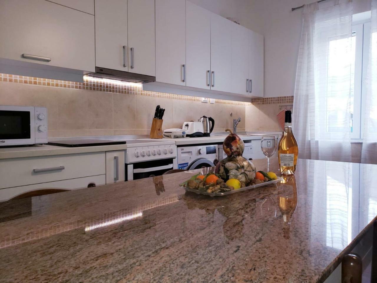 Apartman Natalia Tivat Exterior foto